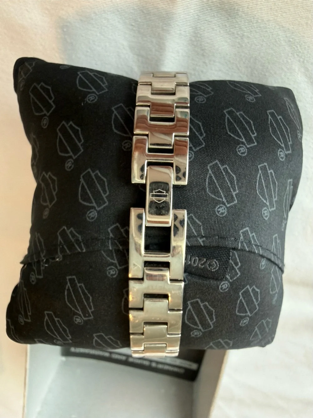 Harley-Davidson Bulova 76L154 Women’s Watch w/ Original Box
